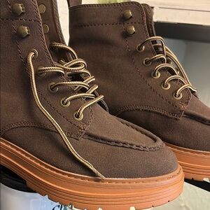 Brown Lace-Up Men's Boots